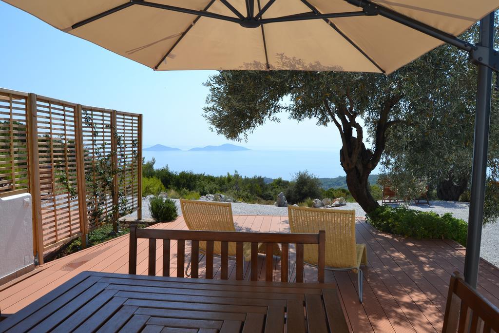 The Infinity 180 Luxury Suites Milia Exterior foto